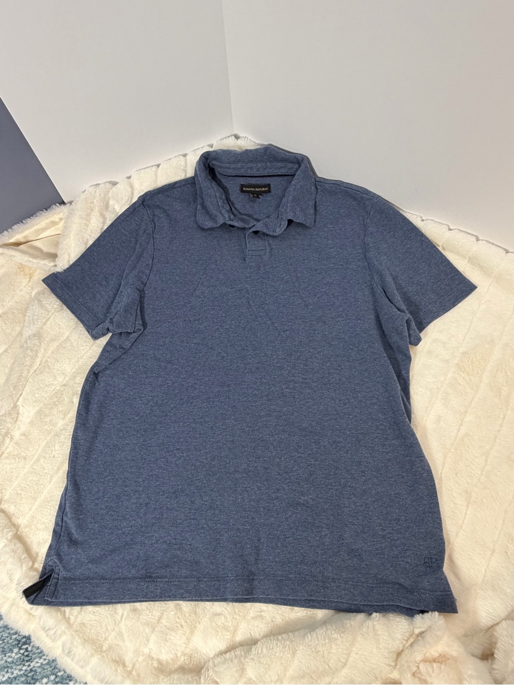 Banana Republic Men’s medium Heather Blue Polo Shirt